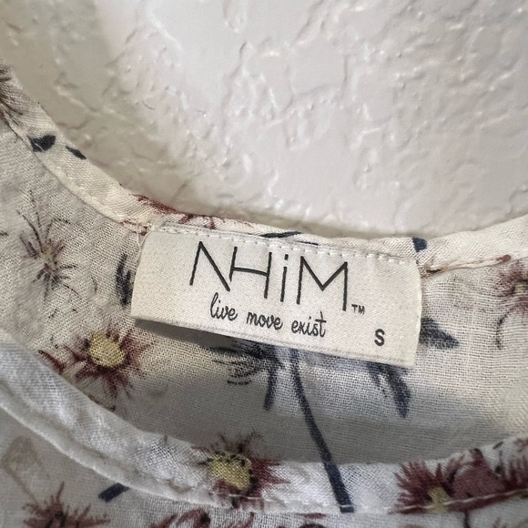 Set of 4 dresses for $20 Size Small - Picture 8 of 10